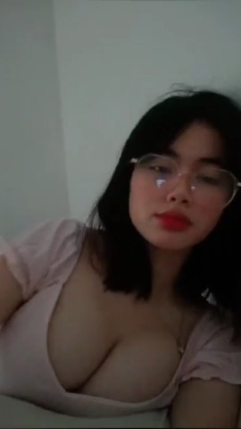 Boobsie Pretty