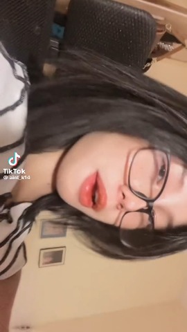 Dito Tayo Sa Naka Glasses 2