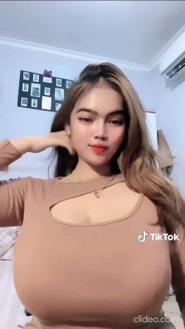 Boobsie Pretty Baddie 3